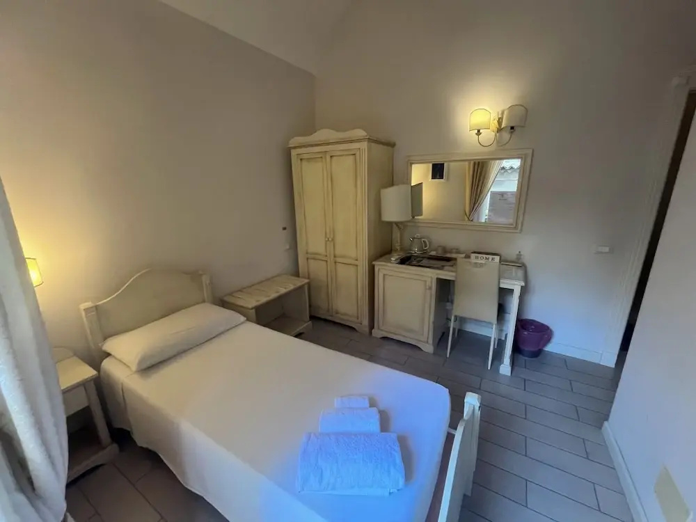 Business Single room with balcony