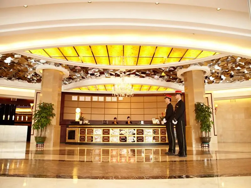Lobby & Reception