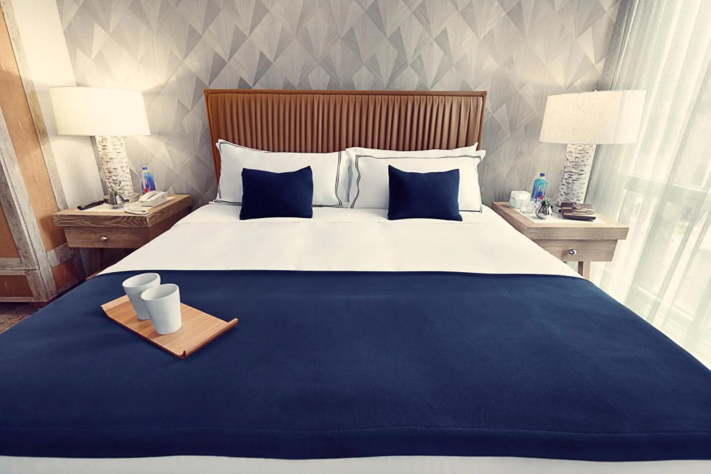 Pley Hotel 9