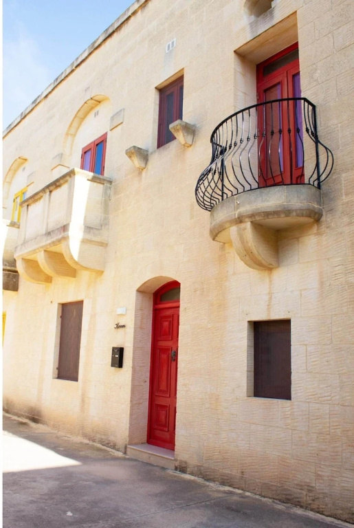 Kenn Gozitan Villa and Pool