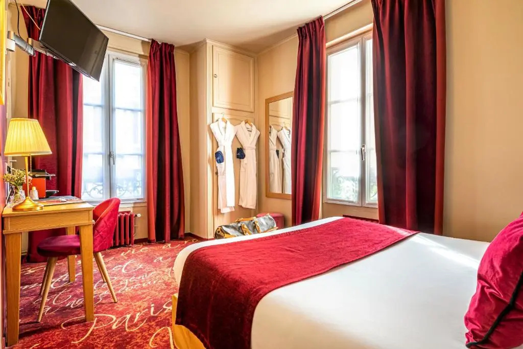 Hotel Romance Malesherbes by Patrick Hayat 71