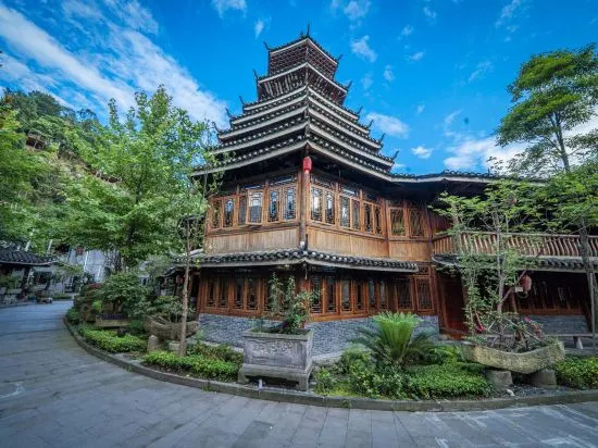 Guyun Langqiao Holiday Hotel