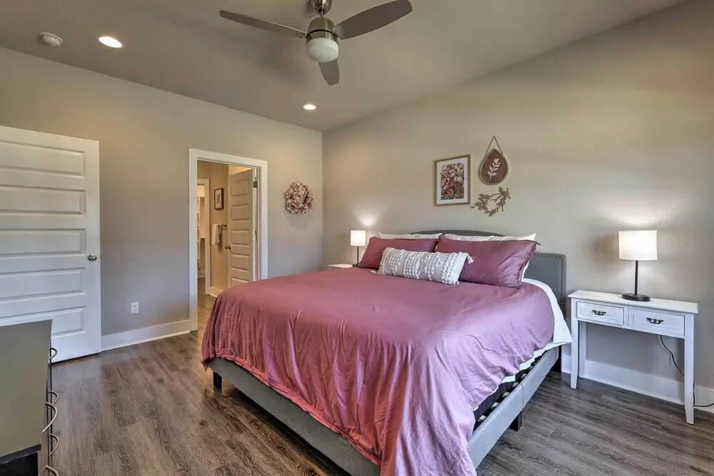 Fayetteville House: Pool Access & Gas Grill! — фото 4