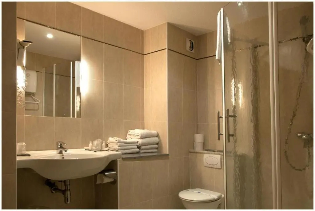 The Originals City Hotel Hippocampe Sète Balaruc - Chambres