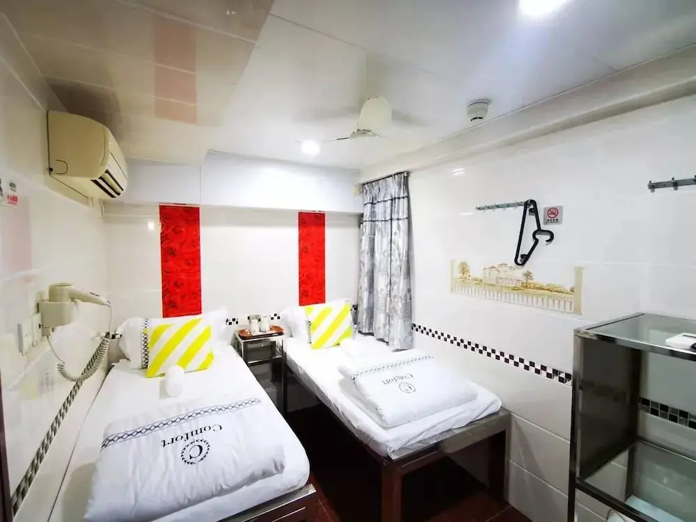 New Peking Guest House — фото