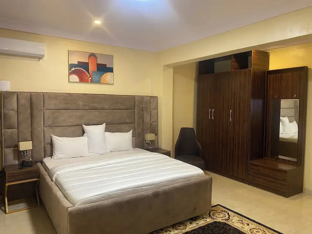 Hotel photo 12