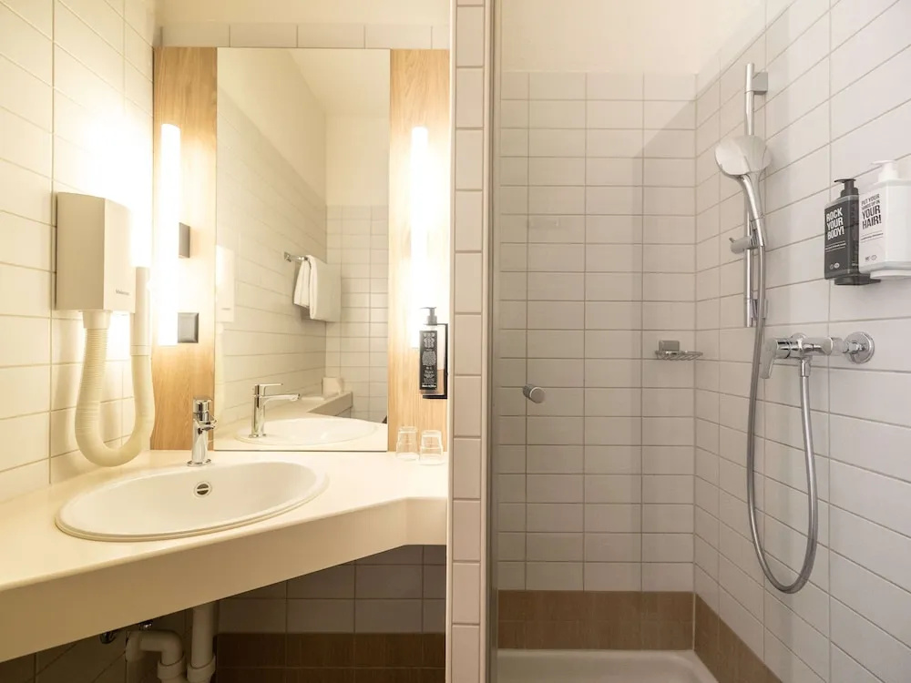 ibis Chur - Chambres