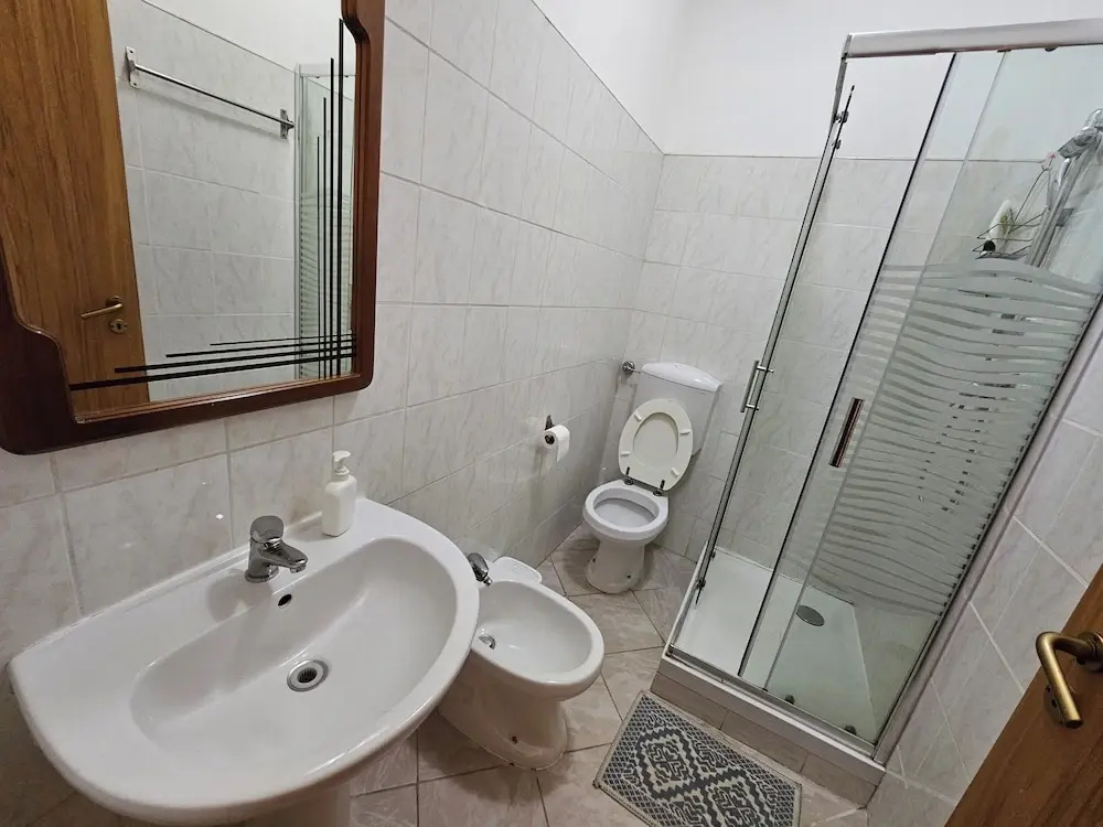 Classic Triple room with balcony