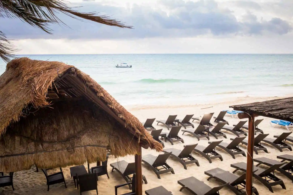 Beach & Waterfront