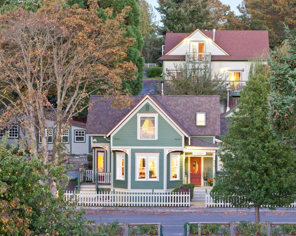 Tucker House Inn