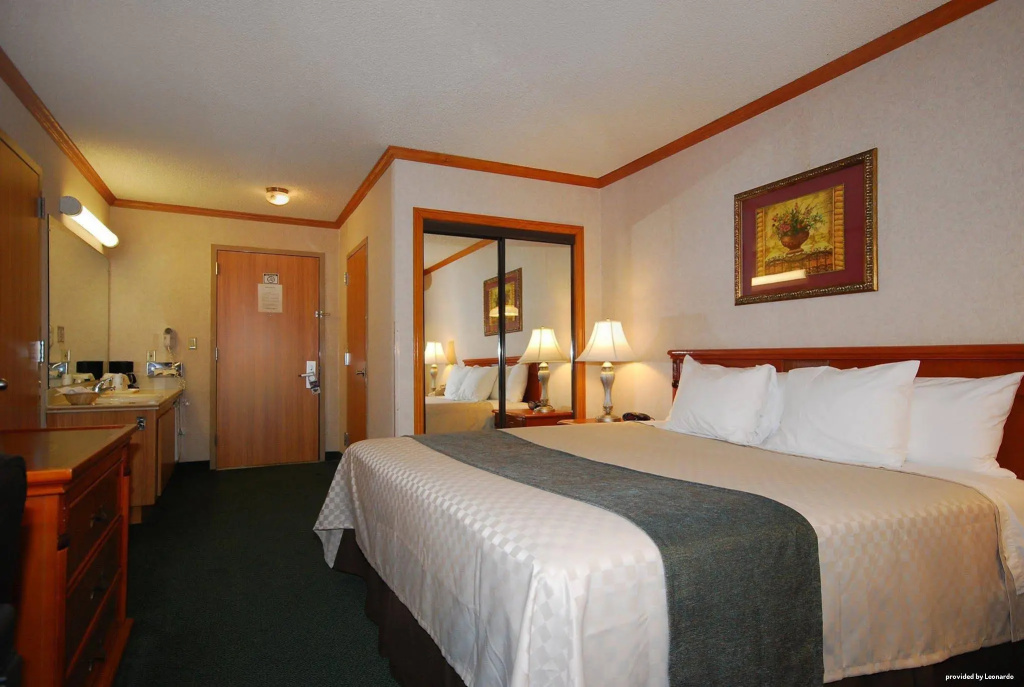 Отель Best Western Los Angeles Worldport Hotel в Лос-Анджелесе