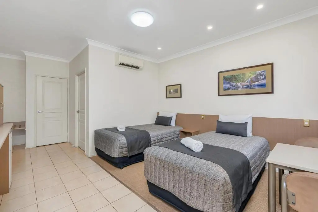 Standard Double room (twin beds)