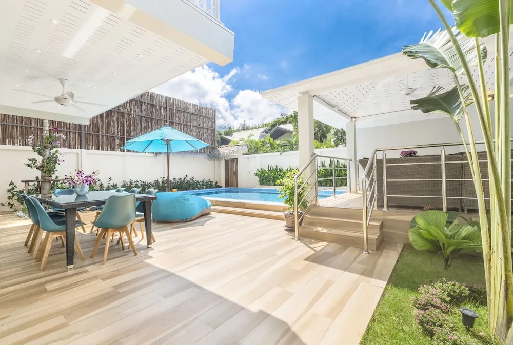 4 Bedrooms Villa Colibri