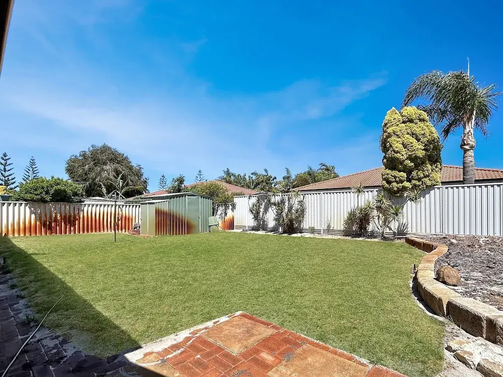 Spacious 5-bed House in Coastal Halls Head