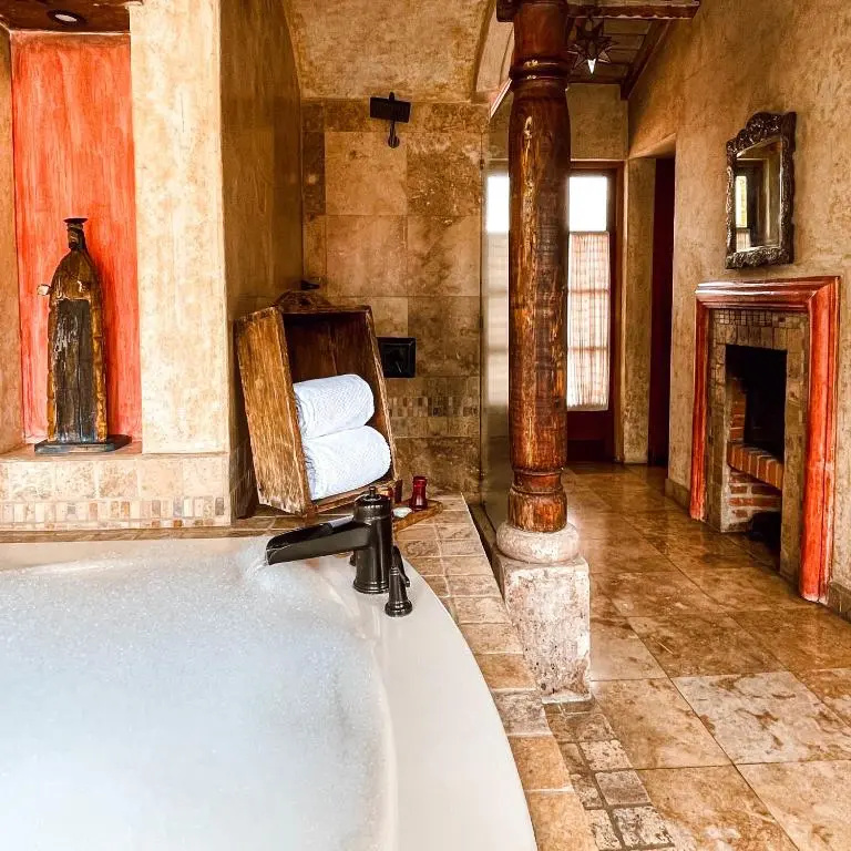 Presidential Suite with balcony