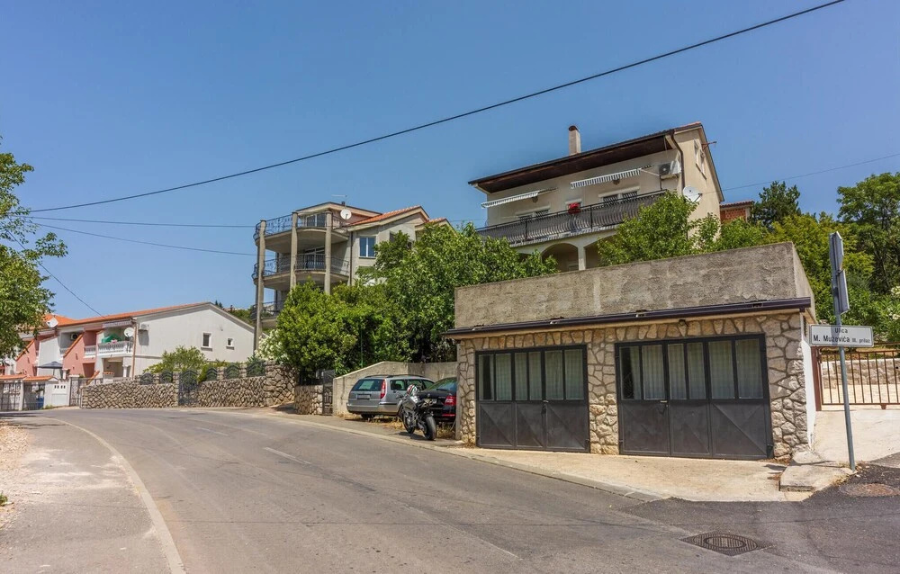 Nice Apartment in Dramalj With Wifi and 1 Bedrooms
