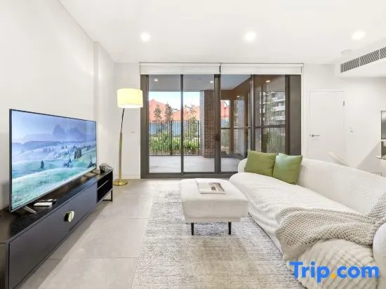 Sunny Ground-Floor 1BR with 1 study Near Homebush