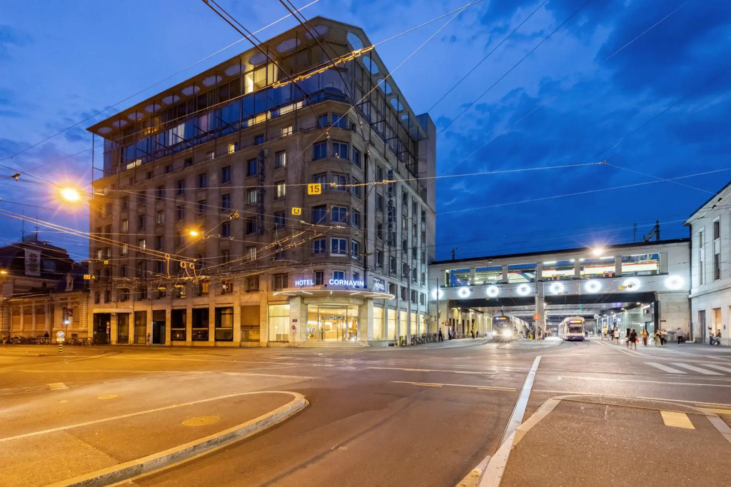 Hotel Cornavin — фото