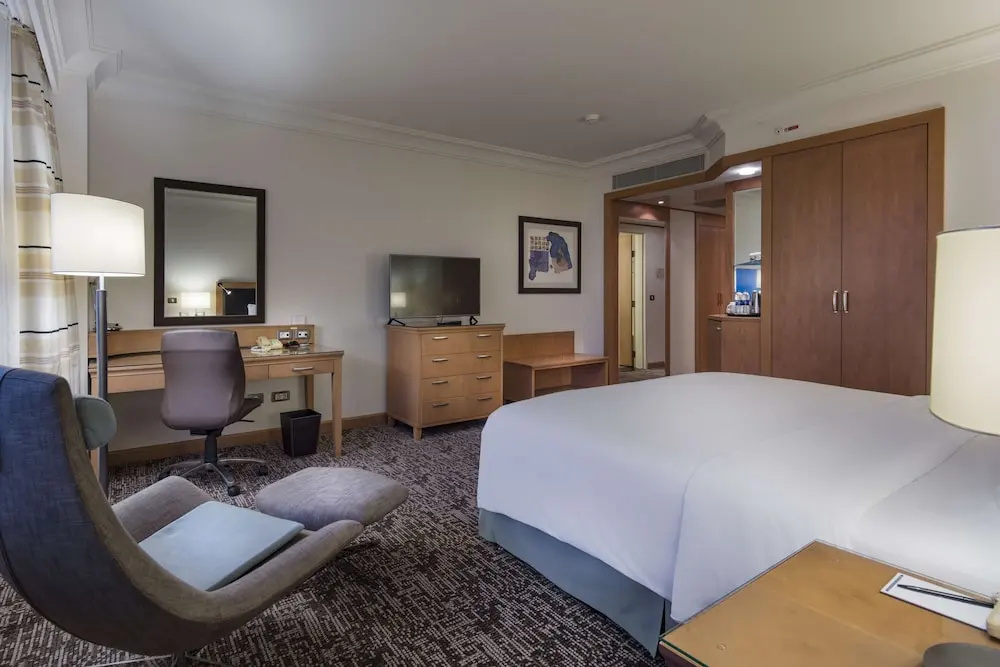 Adana Hilton SA - Chambres