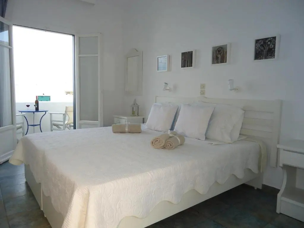 Standard Double room with sea view (full double bed)