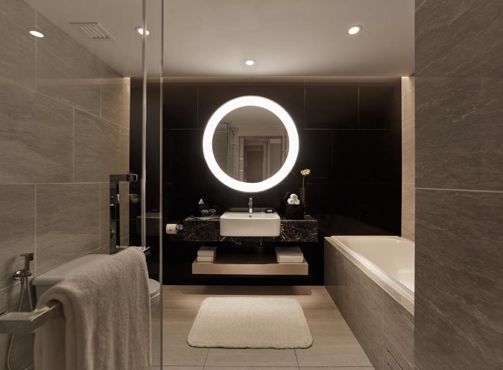 Renaissance Kuala Lumpur Hotel