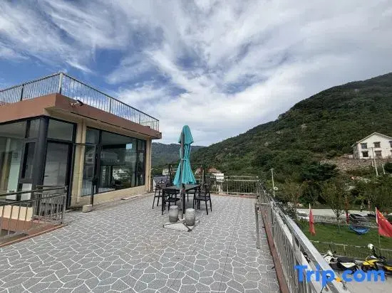 Yixuan Homestay (Huaguo Mountain Scenic Area)