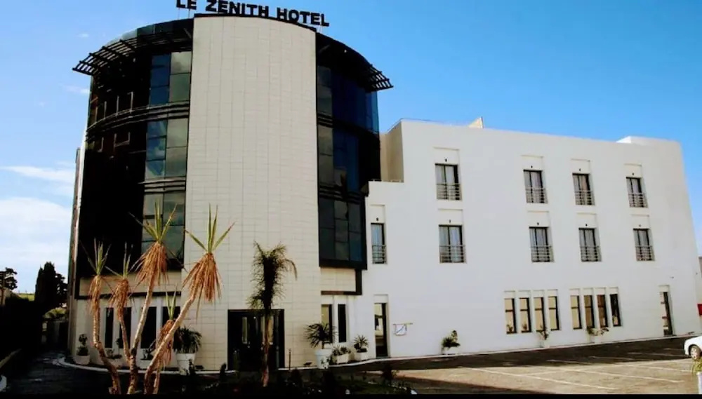 Hotel Zenith