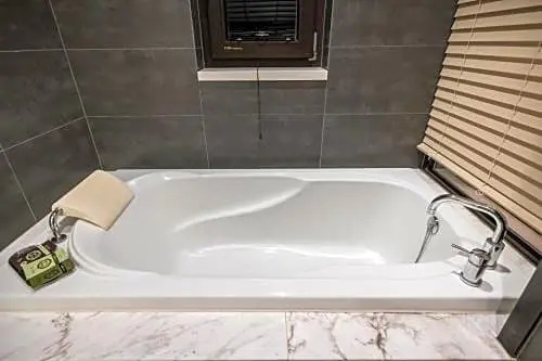 Iruda Hotel - Chambres