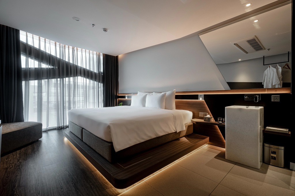 Deluxe Double room with sea view (full double bed)