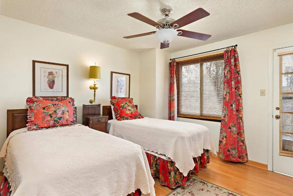 Fort Marcy Hotel Suites by All Seasons Resort Lodging - Chambres