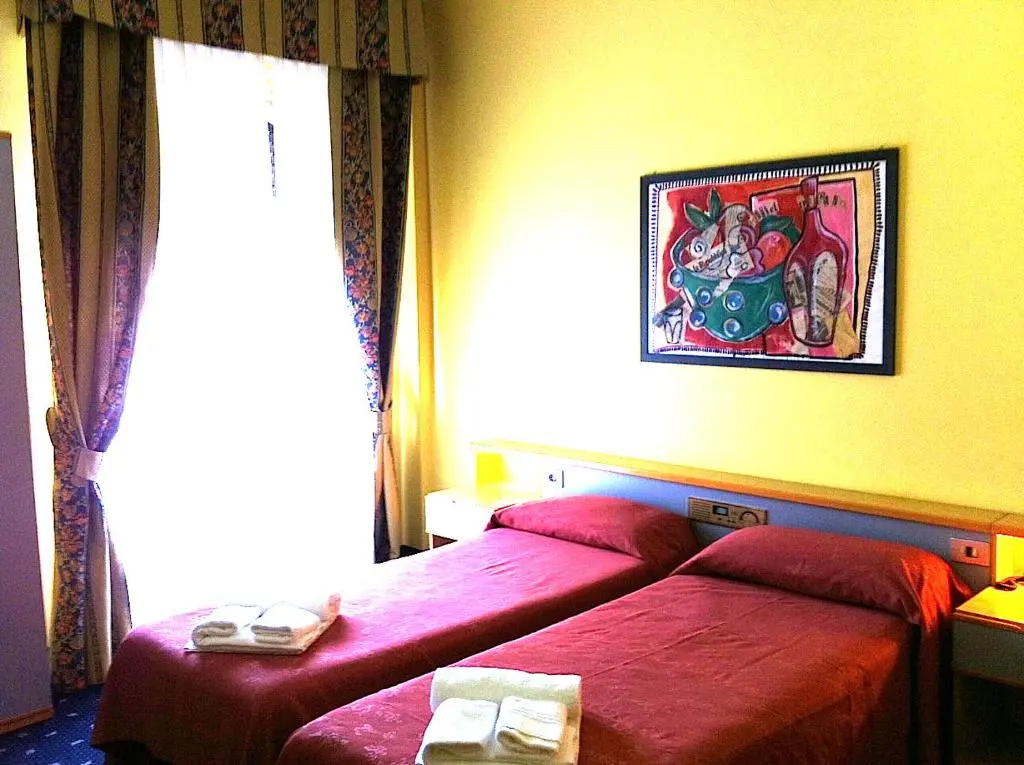 Double room (twin beds)