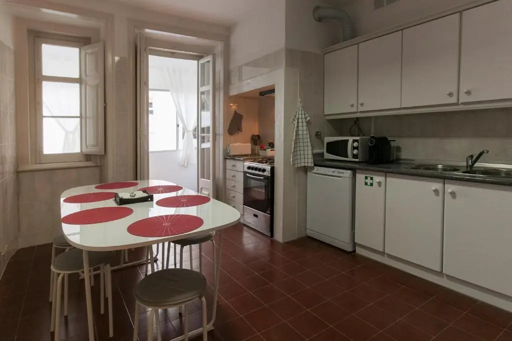 Lisbon City Center Apartment