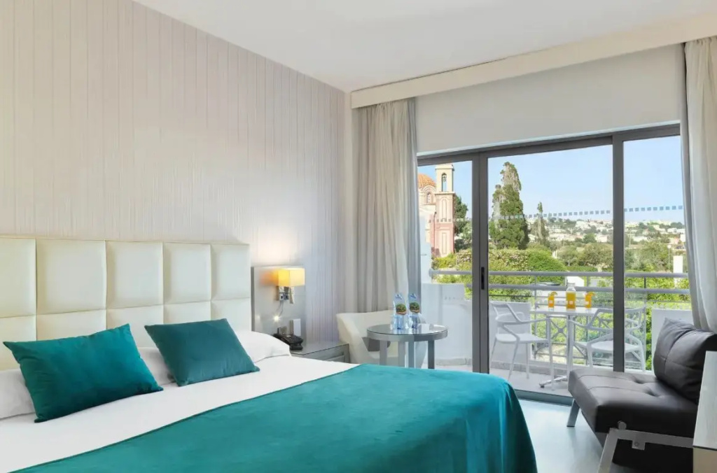 St. George Beach Hotel & Spa Resort - Chambres