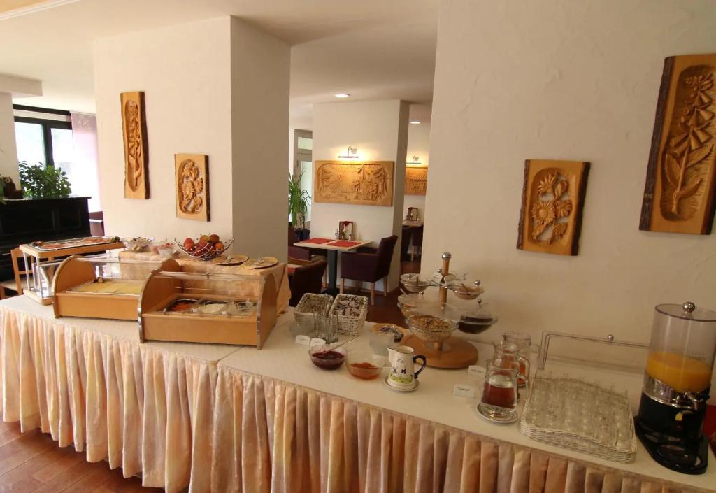 Hotel photo 11