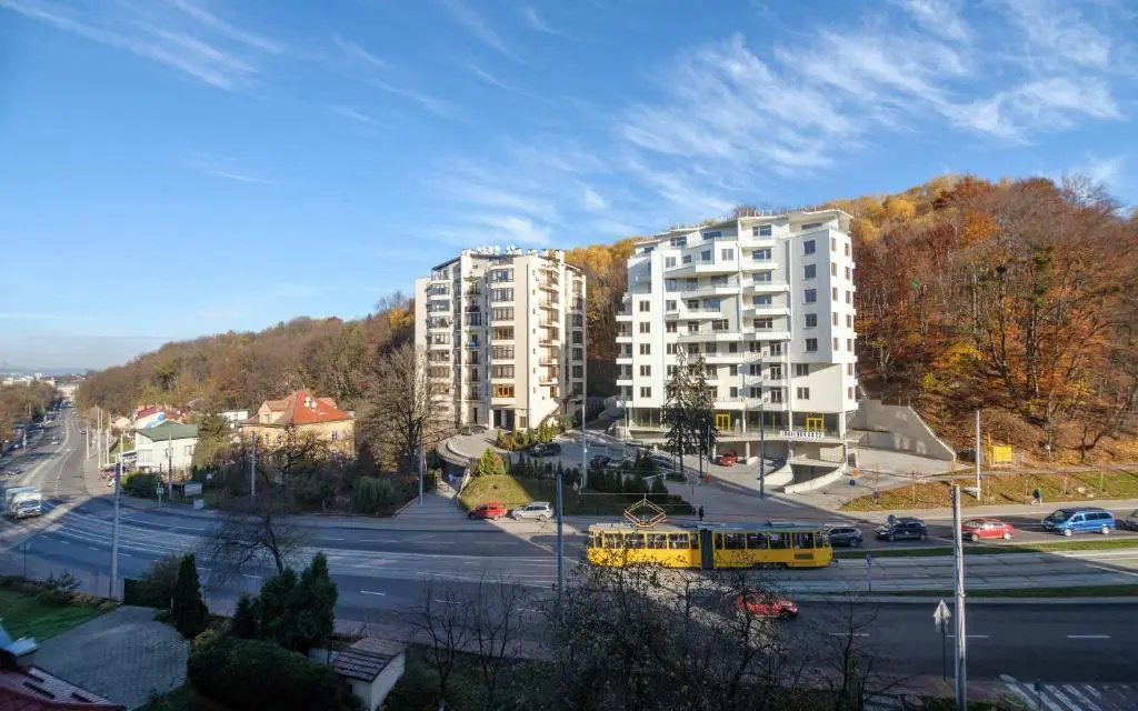 Colored balloons - 3 bedrooms, 3 bathrooms, equipped large apartments