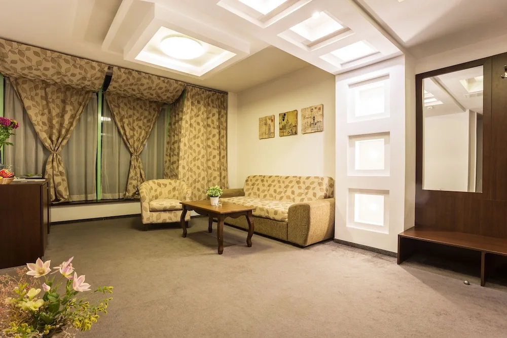 1 Bedroom Junior Suite with balcony