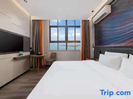 Standard Double room with sea view (full double bed)