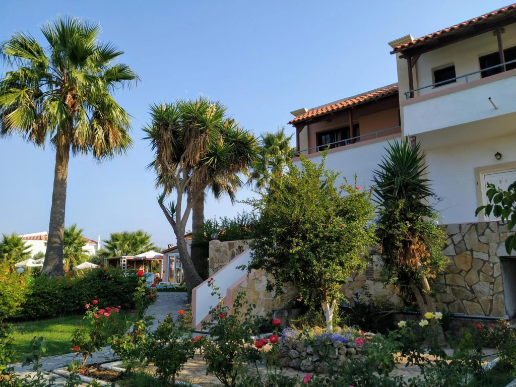 Pardalakis Studios - Général