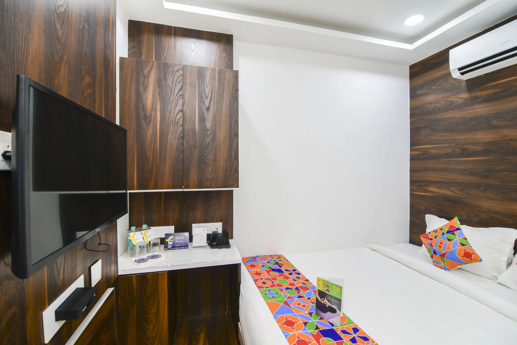 Om Stay Well By FabHotel — фото 5