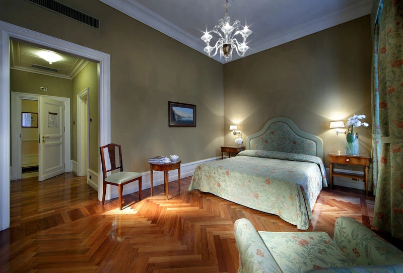 Eurostars Hotel Excelsior - Chambres