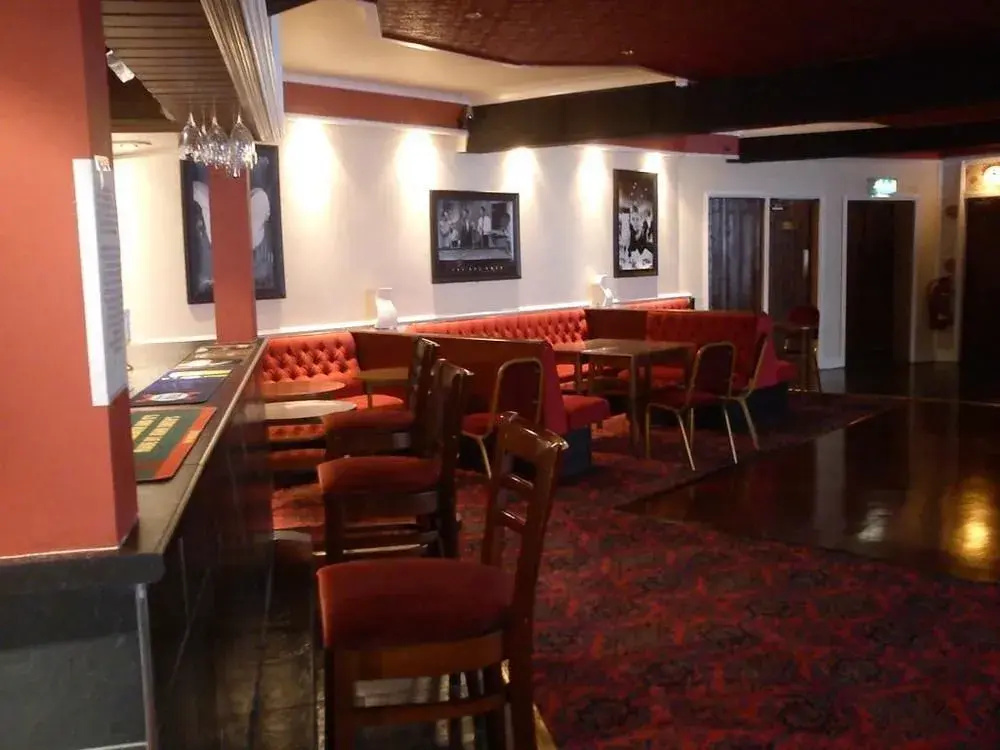 Hotel photo 12
