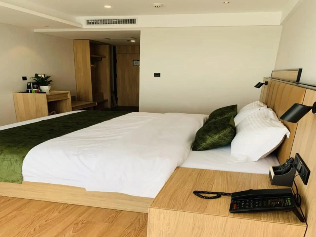 GreenTree Inn Baicheng Taobei Railway Station Hote