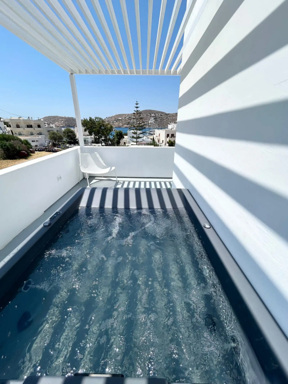 Superior Double room with sea view (full double bed)