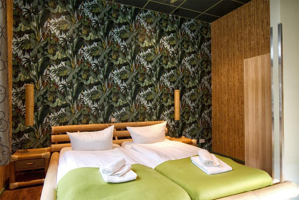 Singer109 Hostel Berlin by null