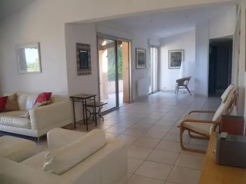 Voir la photo 4 — Villa du Bau Rouge