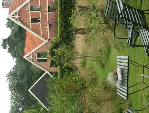 Bed  Breakfat De Ruisende Aar