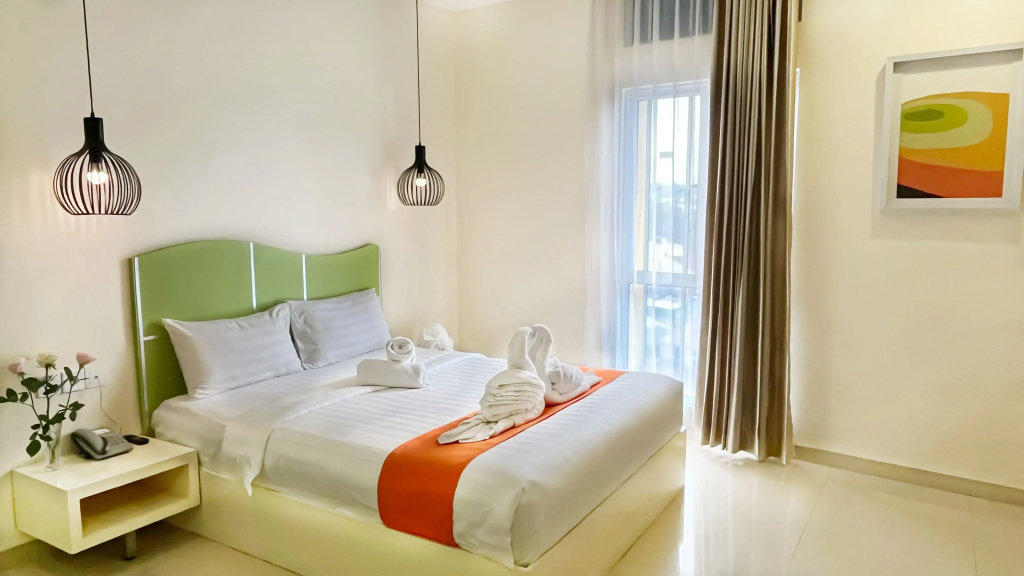 Deluxe Double room (full double bed)