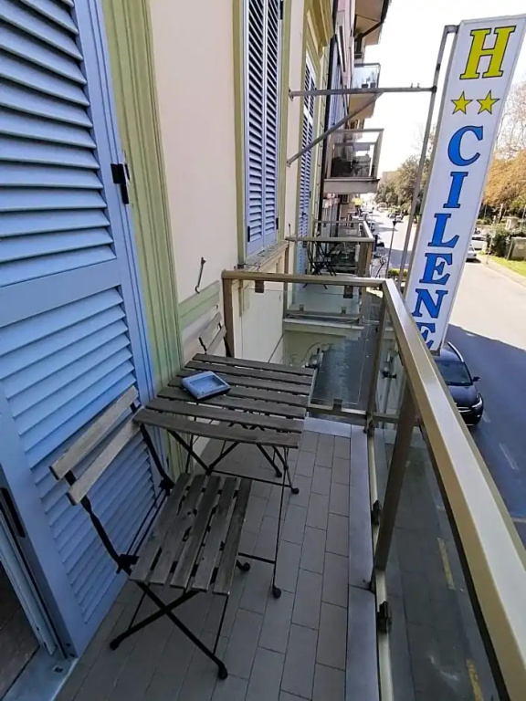 Standard Double room with balcony (full double bed)
