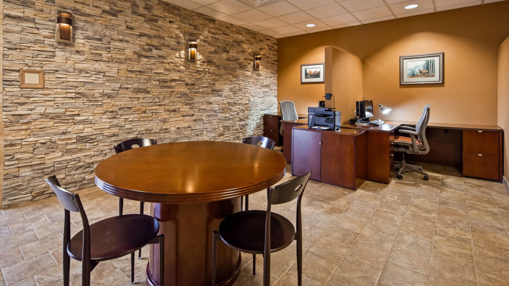 Best Western Plus Raton Hotel - фото 30