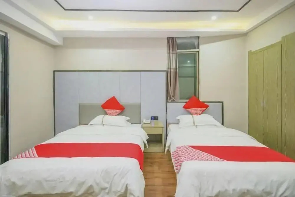 Menghui Dongjiang Haina Hotel